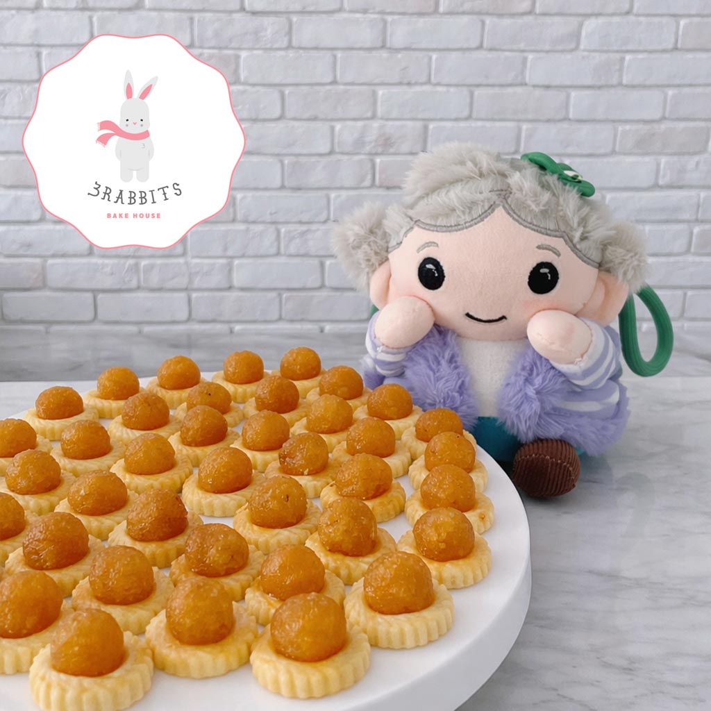 Pineapple Flower Tarts + Blind Box Bundle